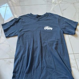 Dark blue palmetto moon T-shirt. It’s so cute.